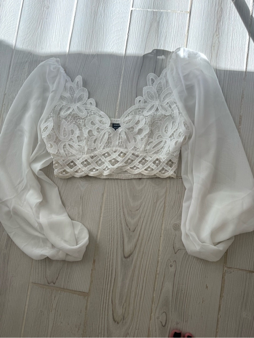 White Lace Puff-Sleeve Crop Top